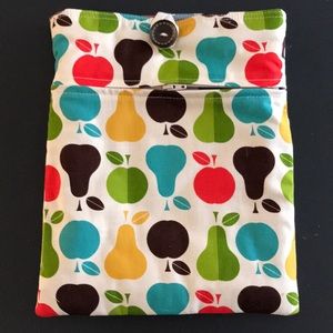 iPad Case New Retro Apples Design